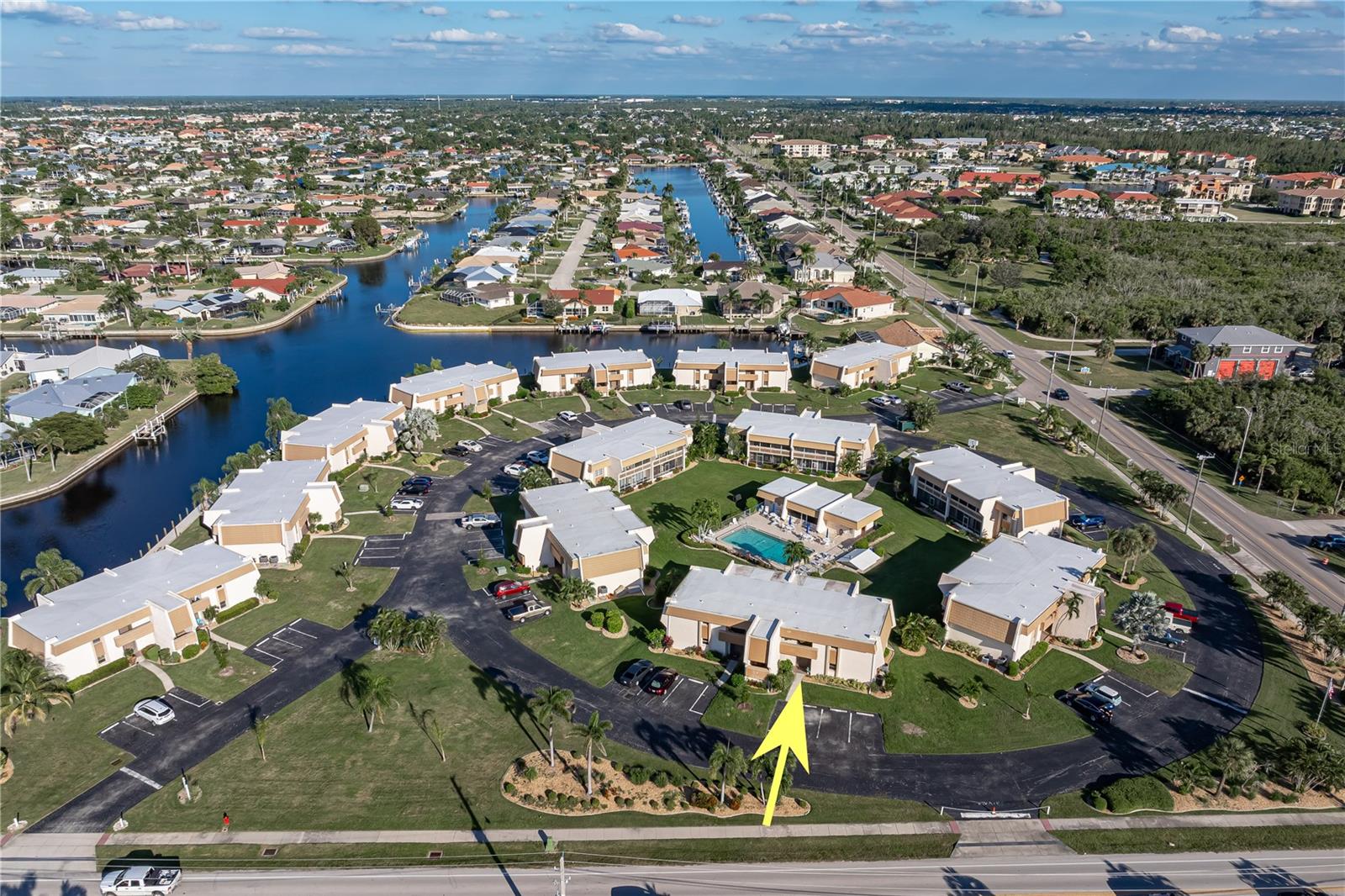 Image 2 of 40 For 1080 Bal Harbor Boulevard 11b