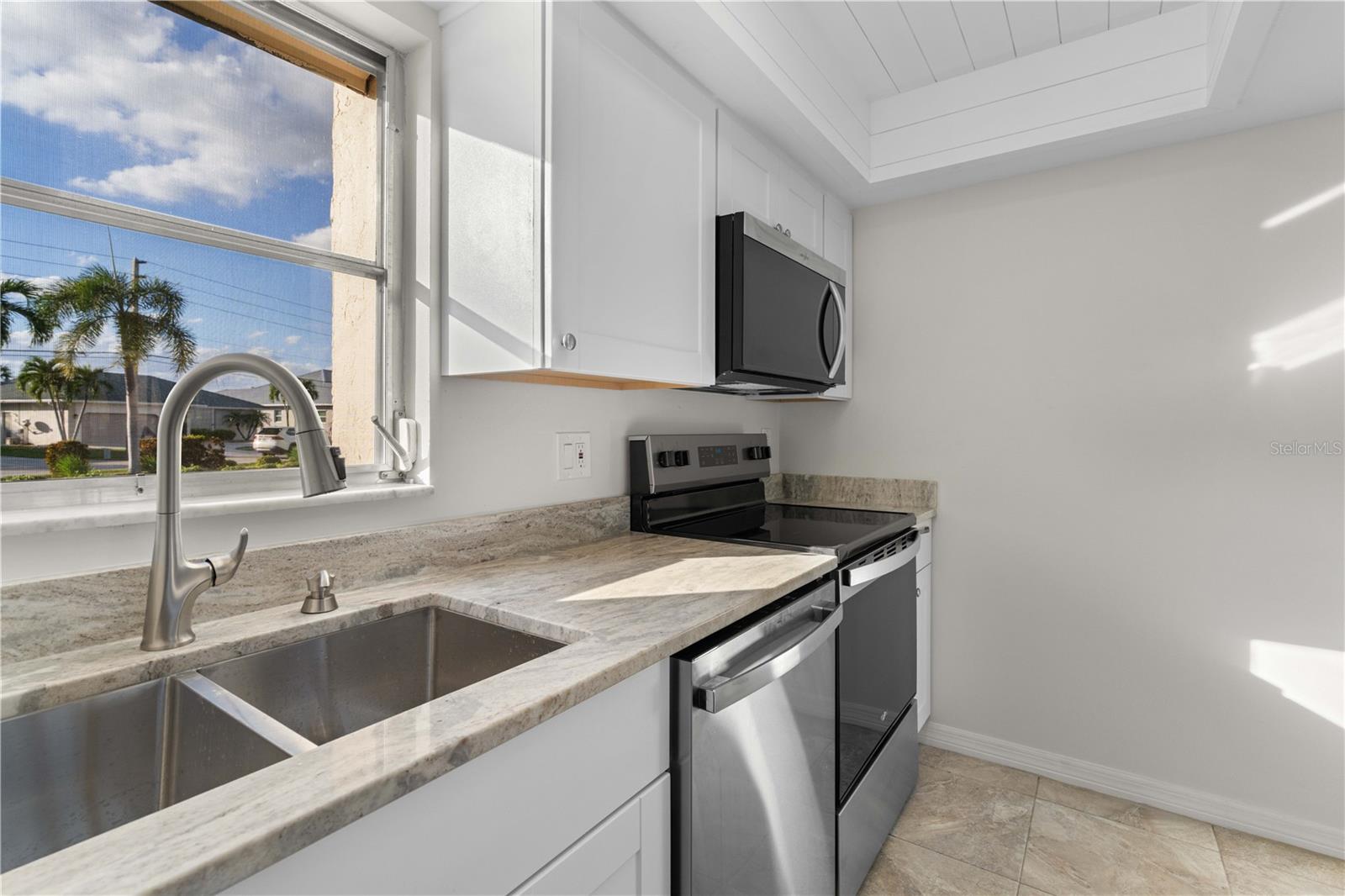 Image 23 of 40 For 1080 Bal Harbor Boulevard 11b