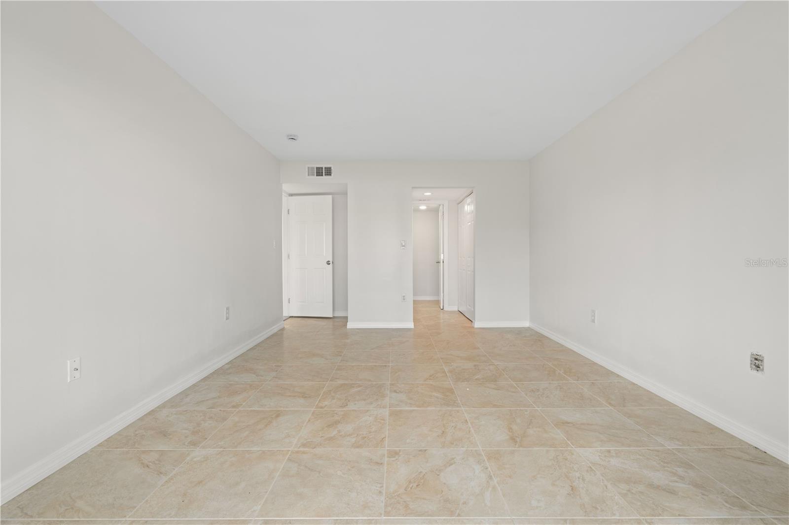 Image 26 of 40 For 1080 Bal Harbor Boulevard 11b