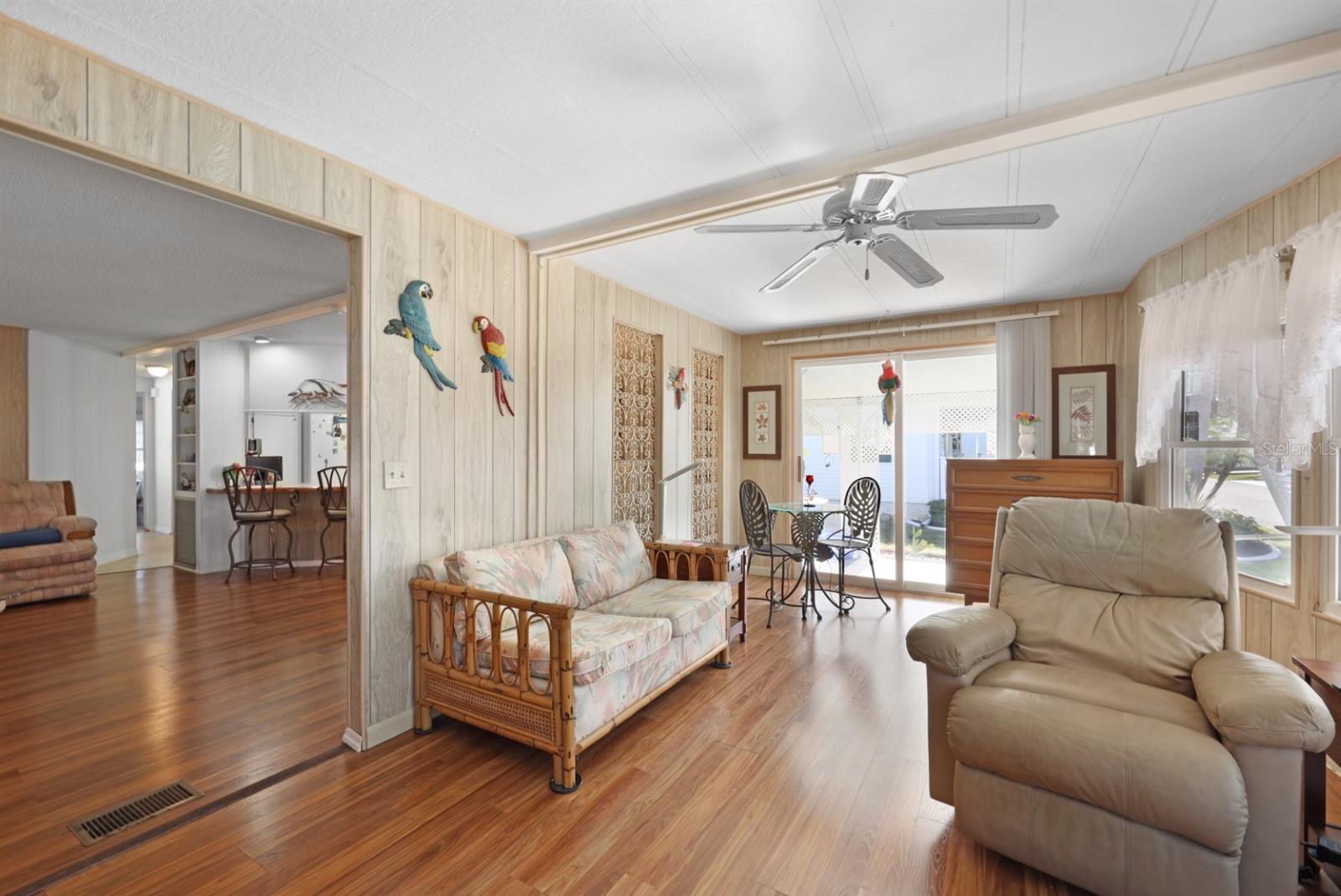 Image 14 of 90 For 2100 Kings Highway 126