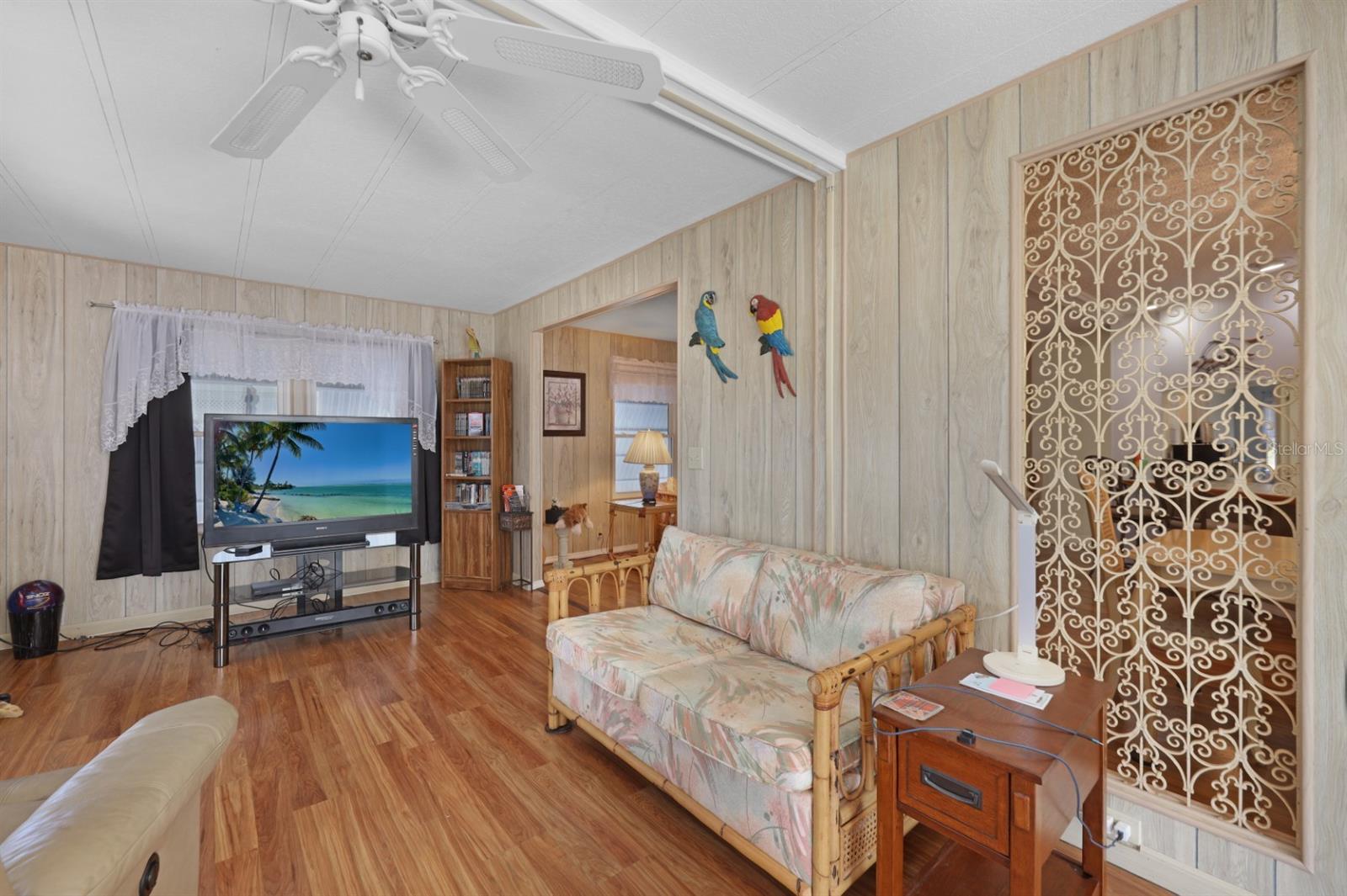 Image 16 of 90 For 2100 Kings Highway 126