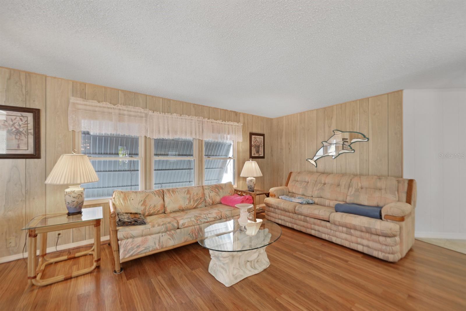 Image 5 of 90 For 2100 Kings Highway 126