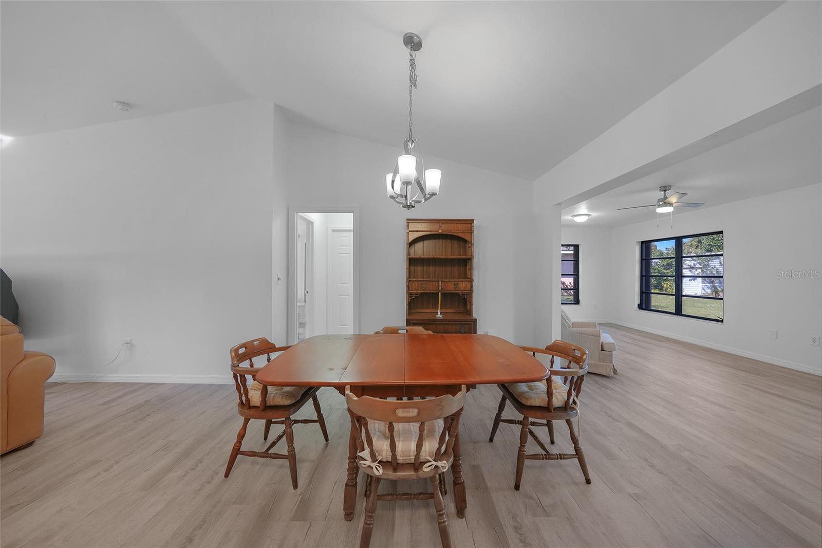 Image 12 of 55 For 21196 Burkhart Drive