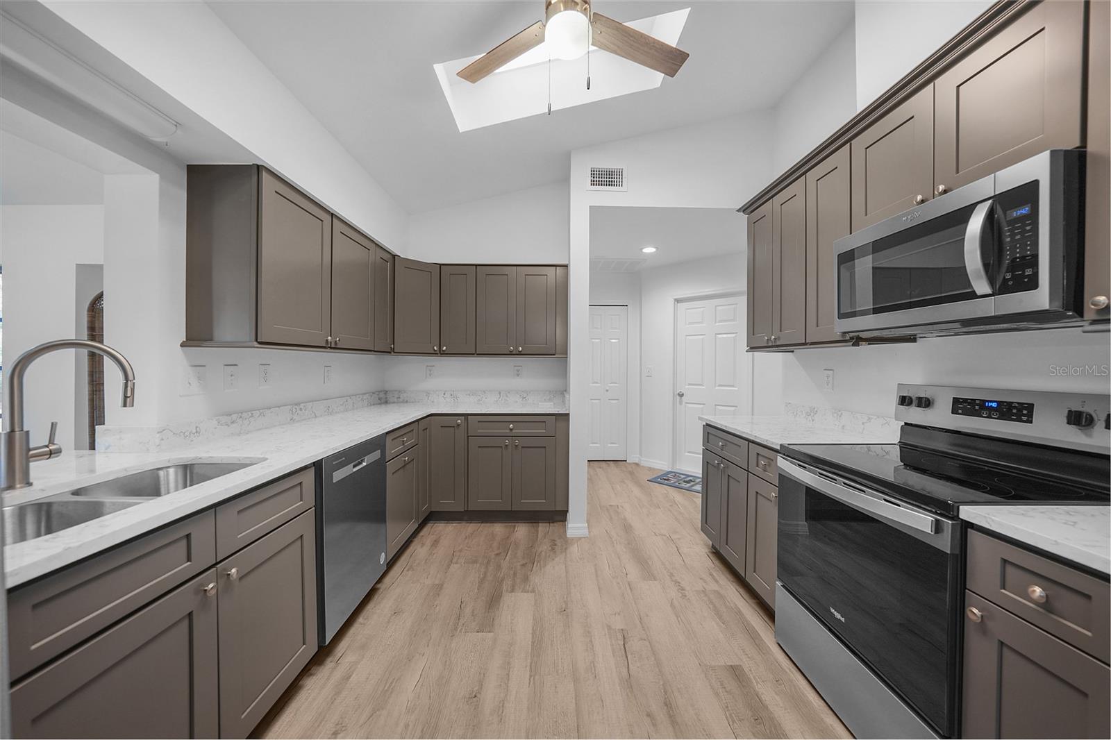 Image 13 of 55 For 21196 Burkhart Drive