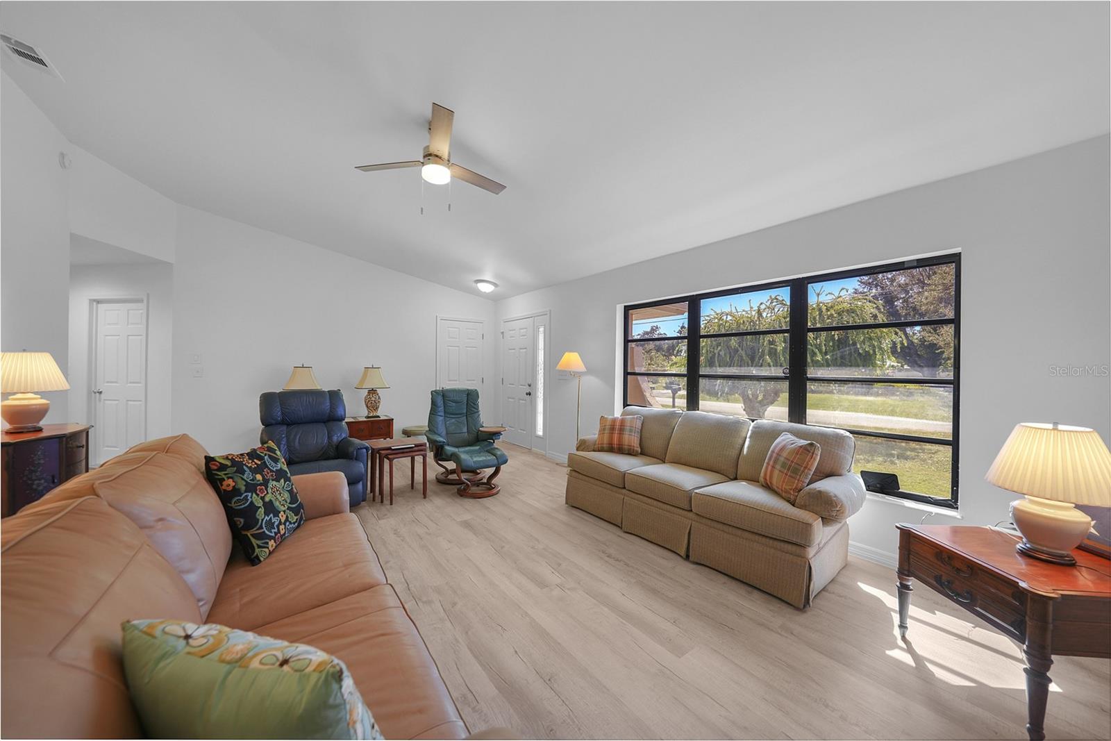 Image 9 of 55 For 21196 Burkhart Drive