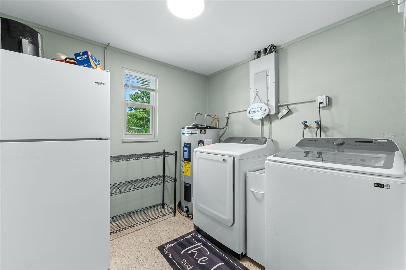 Image 23 of 27 For 17040 Lake Drive