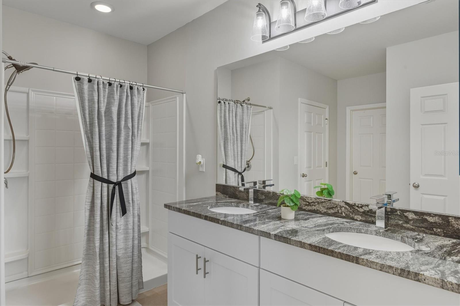 Image 21 of 76 For 7012 Waterford Parkway