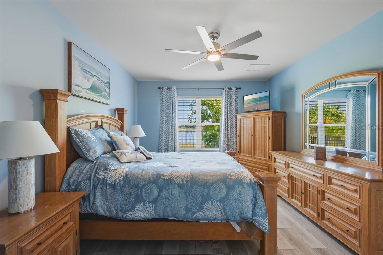 Image 22 of 76 For 7012 Waterford Parkway