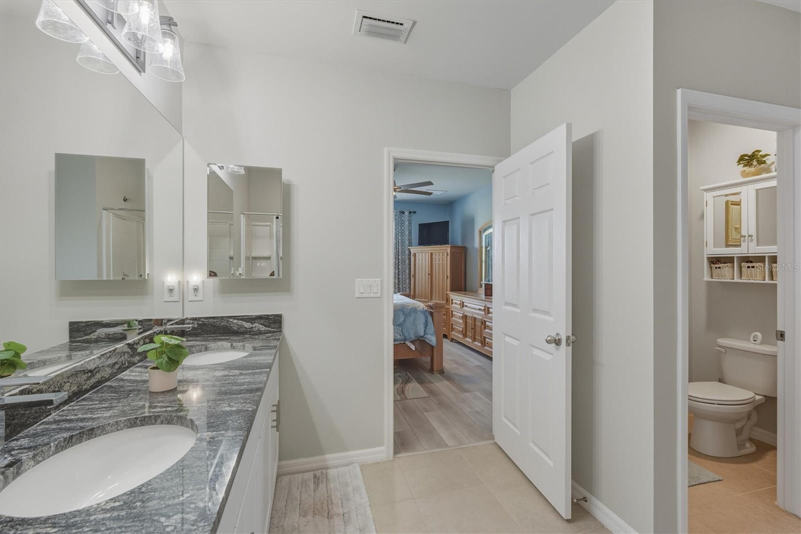 Image 23 of 76 For 7012 Waterford Parkway