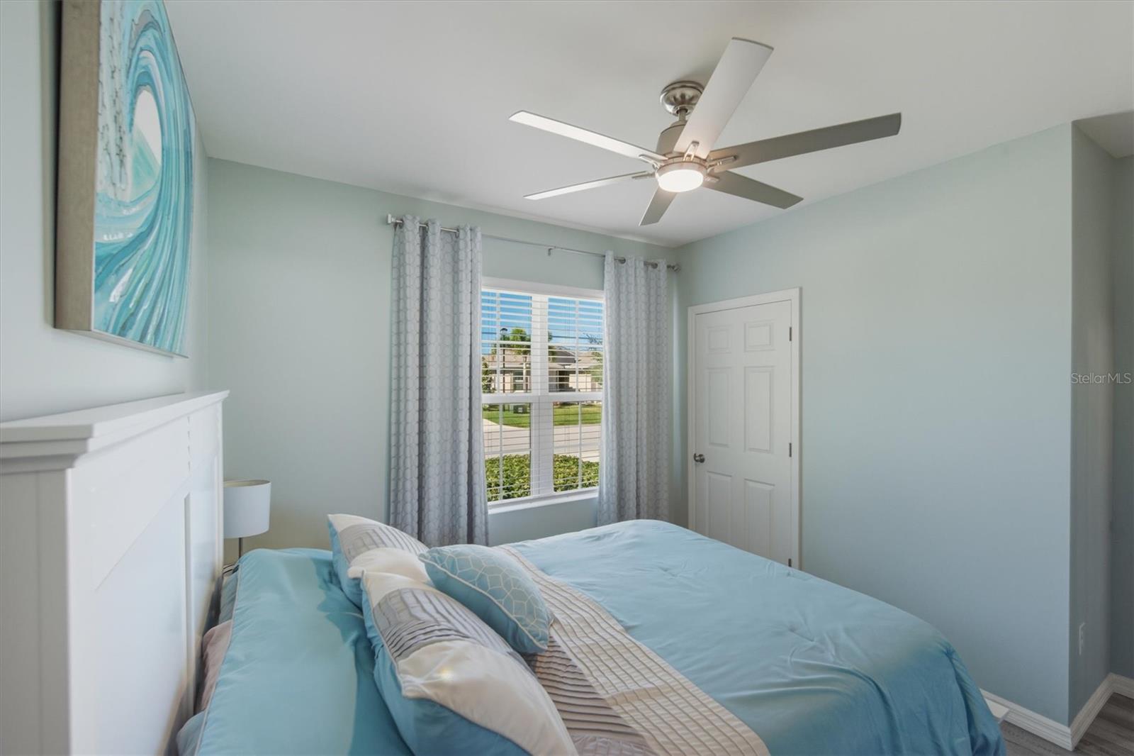 Image 26 of 76 For 7012 Waterford Parkway