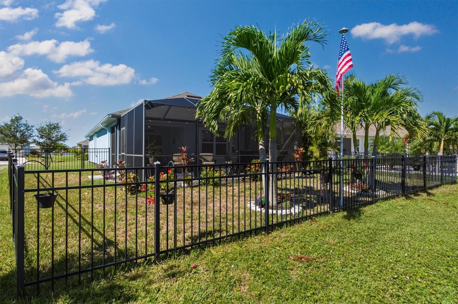 Image 45 of 76 For 7012 Waterford Parkway