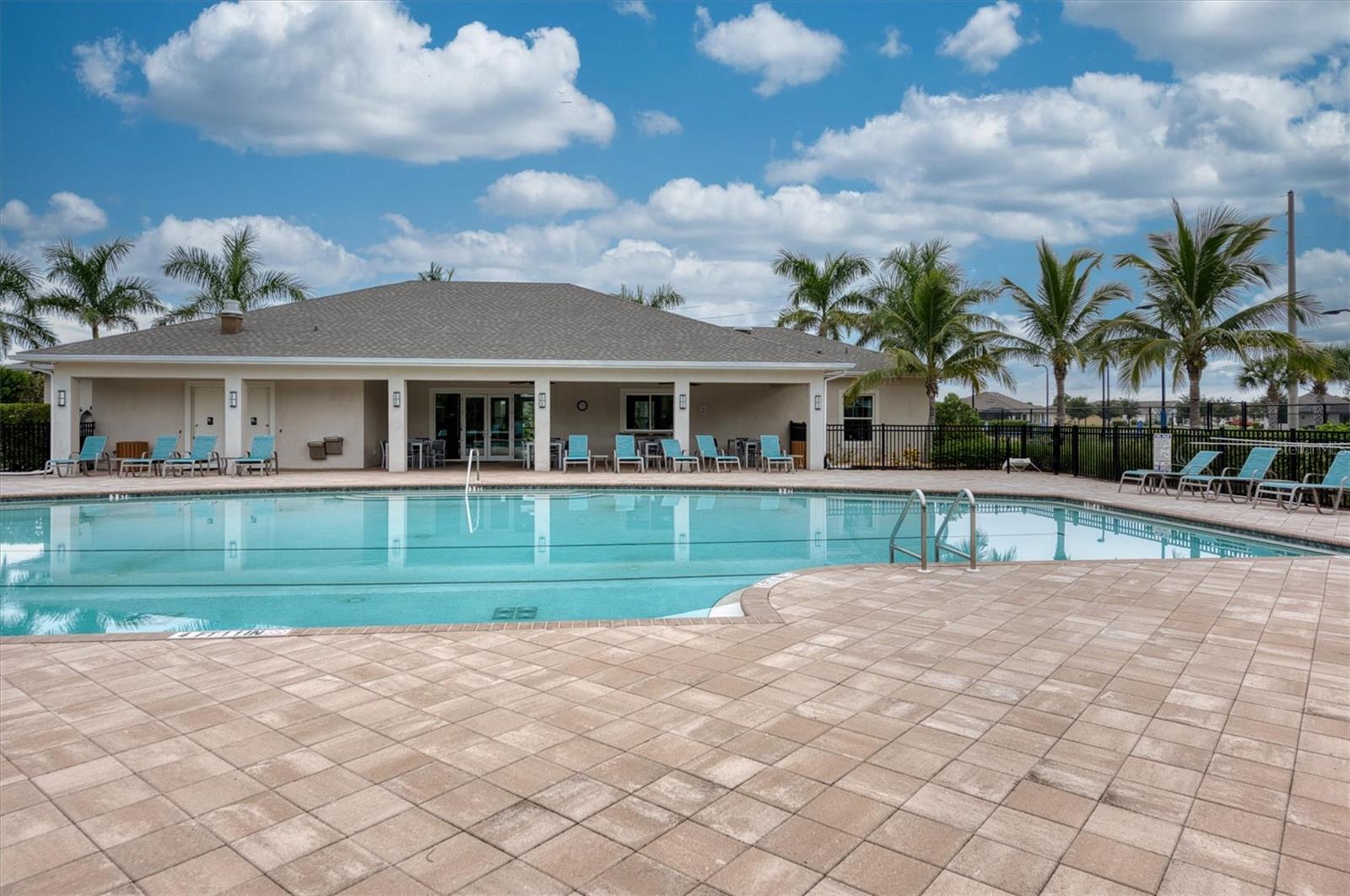 Image 49 of 76 For 7012 Waterford Parkway