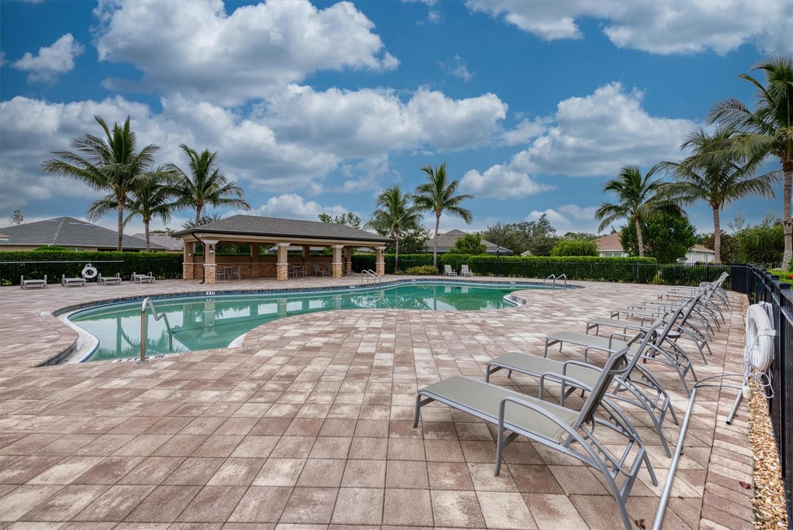 Image 51 of 76 For 7012 Waterford Parkway