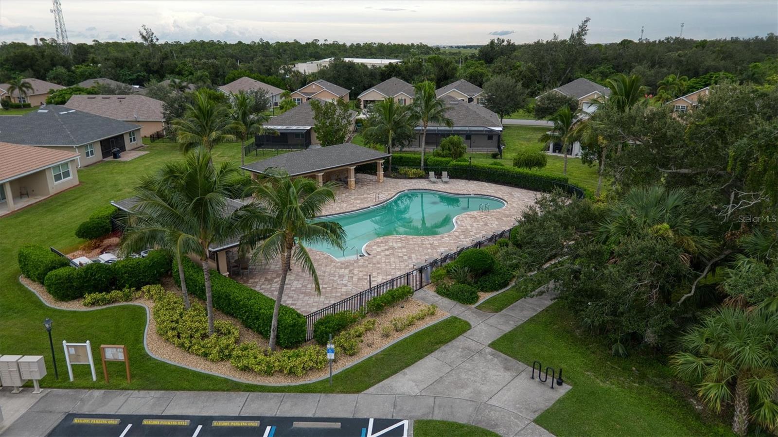 Image 65 of 76 For 7012 Waterford Parkway