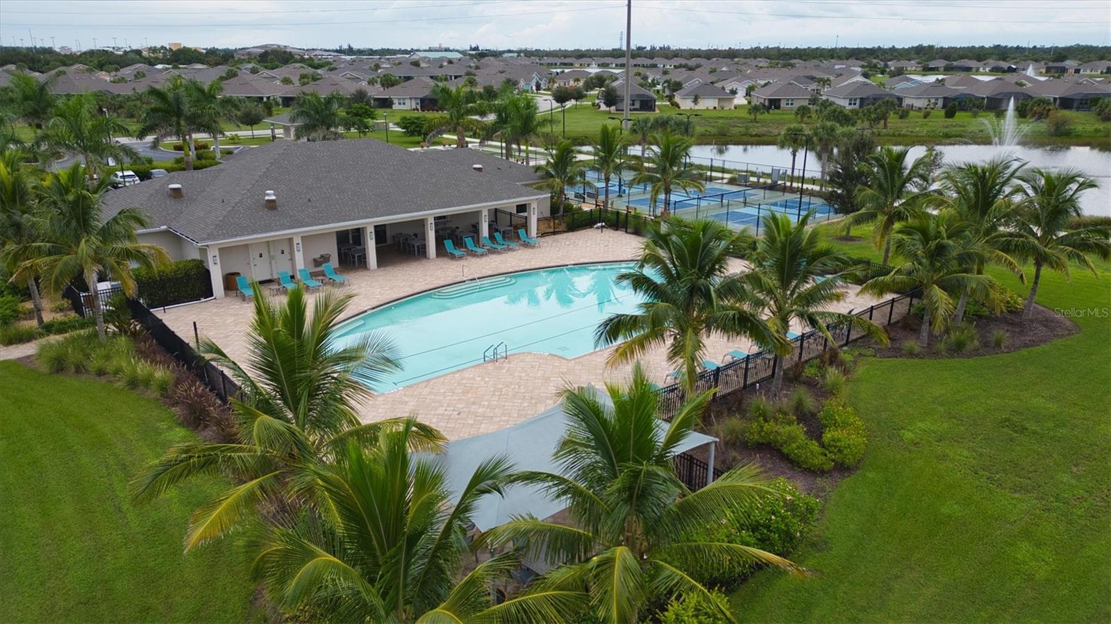 Image 71 of 76 For 7012 Waterford Parkway