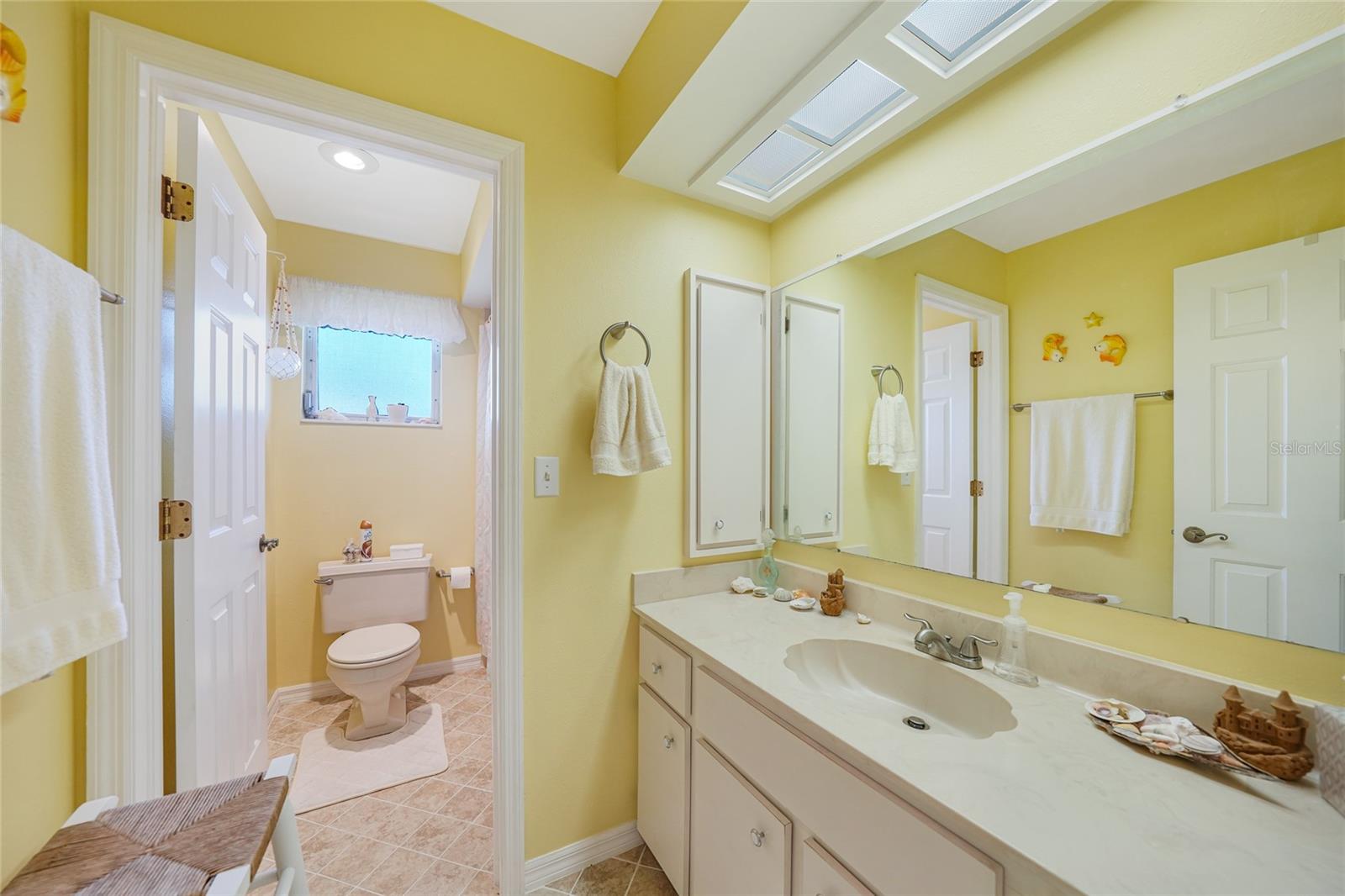 Image 24 of 56 For 22554 Laika Avenue