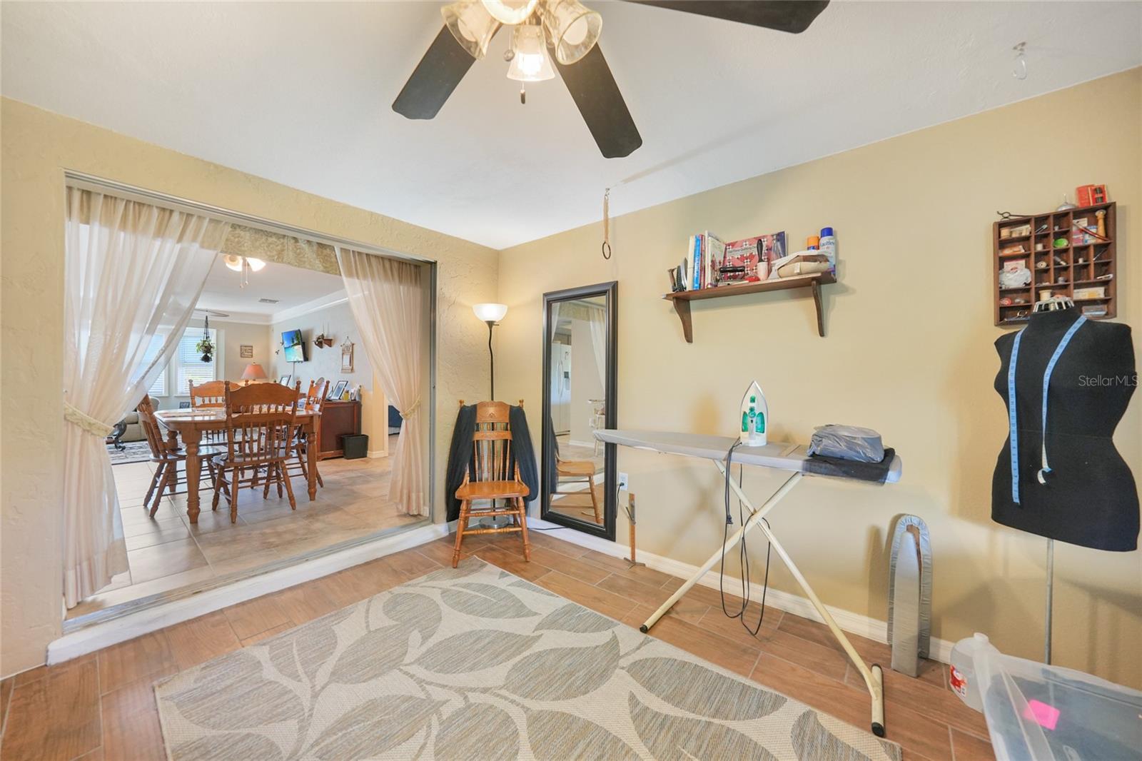 Image 26 of 56 For 22554 Laika Avenue