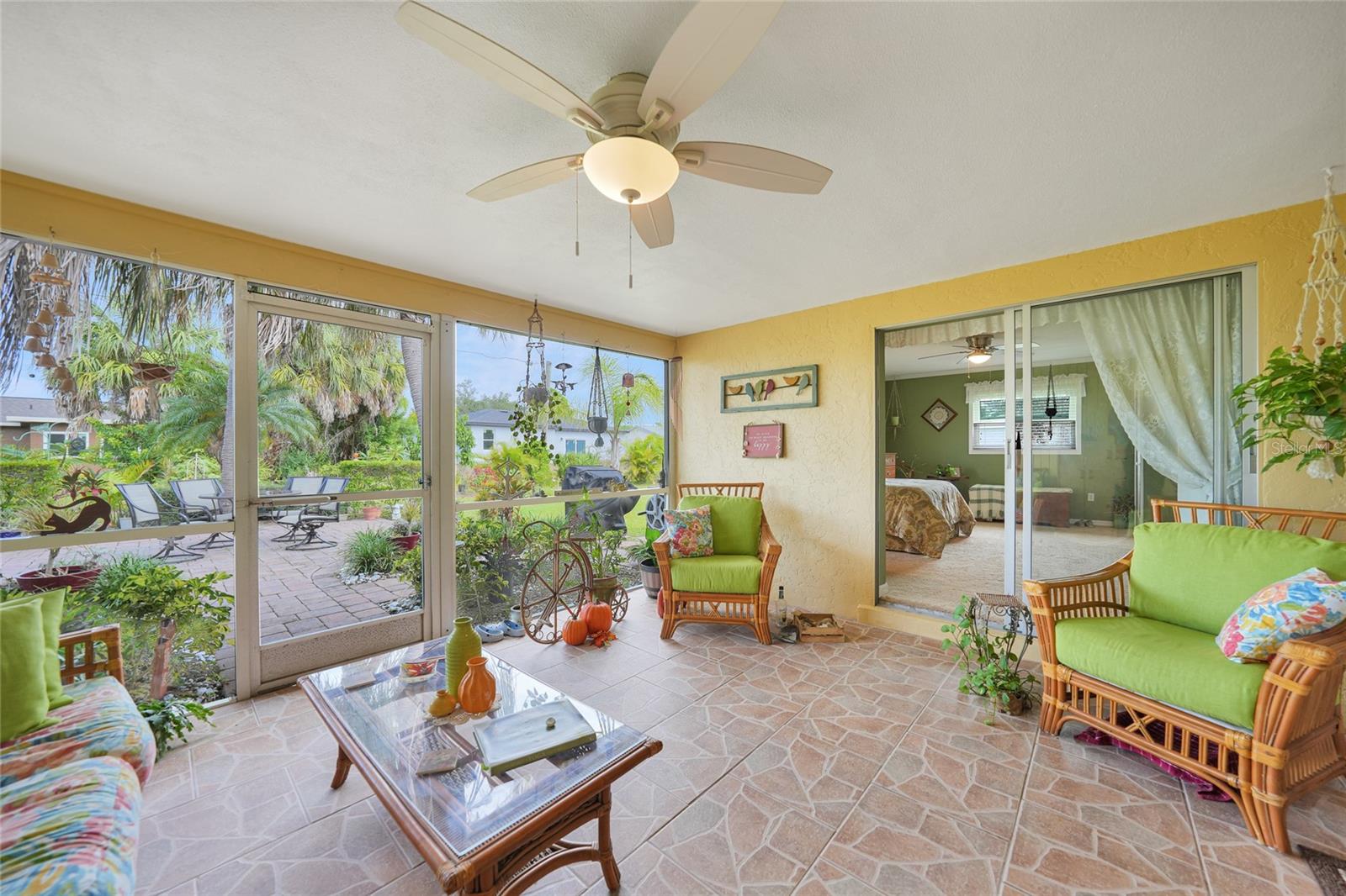 Image 29 of 56 For 22554 Laika Avenue