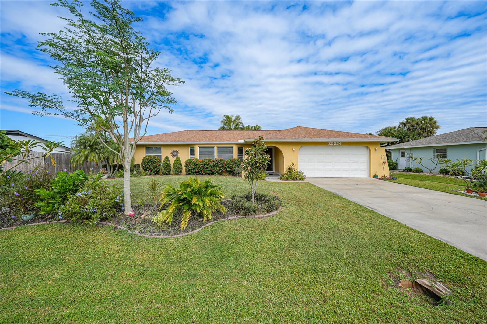 Image 41 of 56 For 22554 Laika Avenue