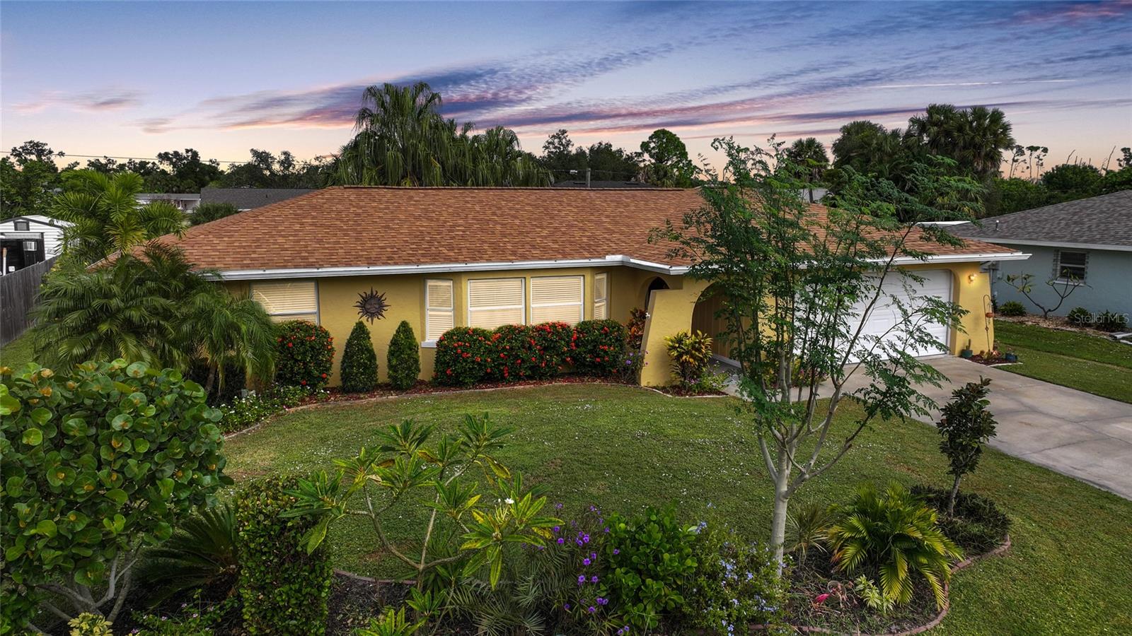 Image 44 of 56 For 22554 Laika Avenue