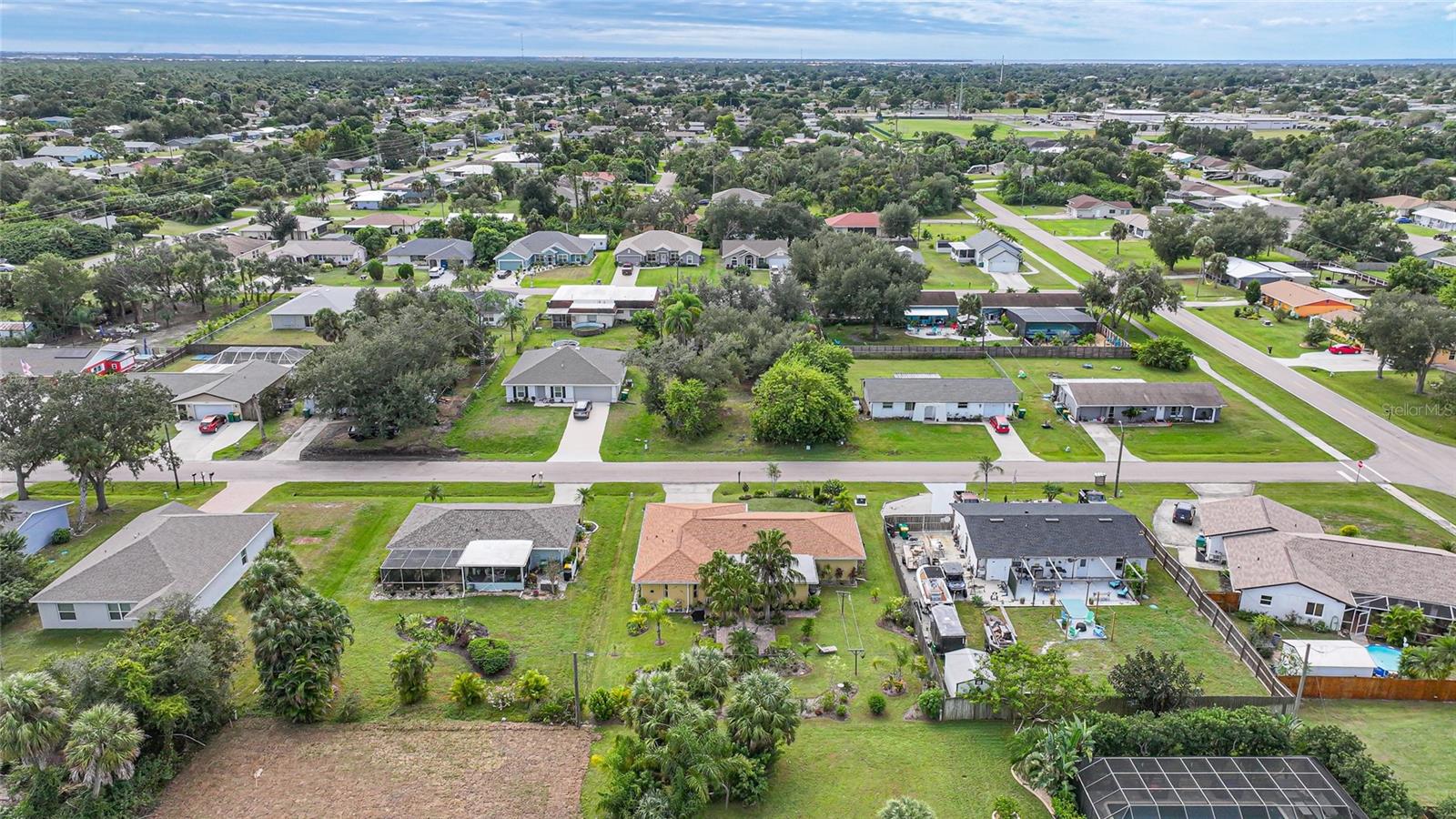 Image 54 of 56 For 22554 Laika Avenue