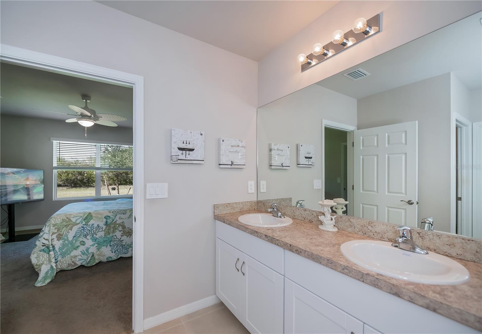 Image 32 of 71 For 3860 Cobblestone Lane