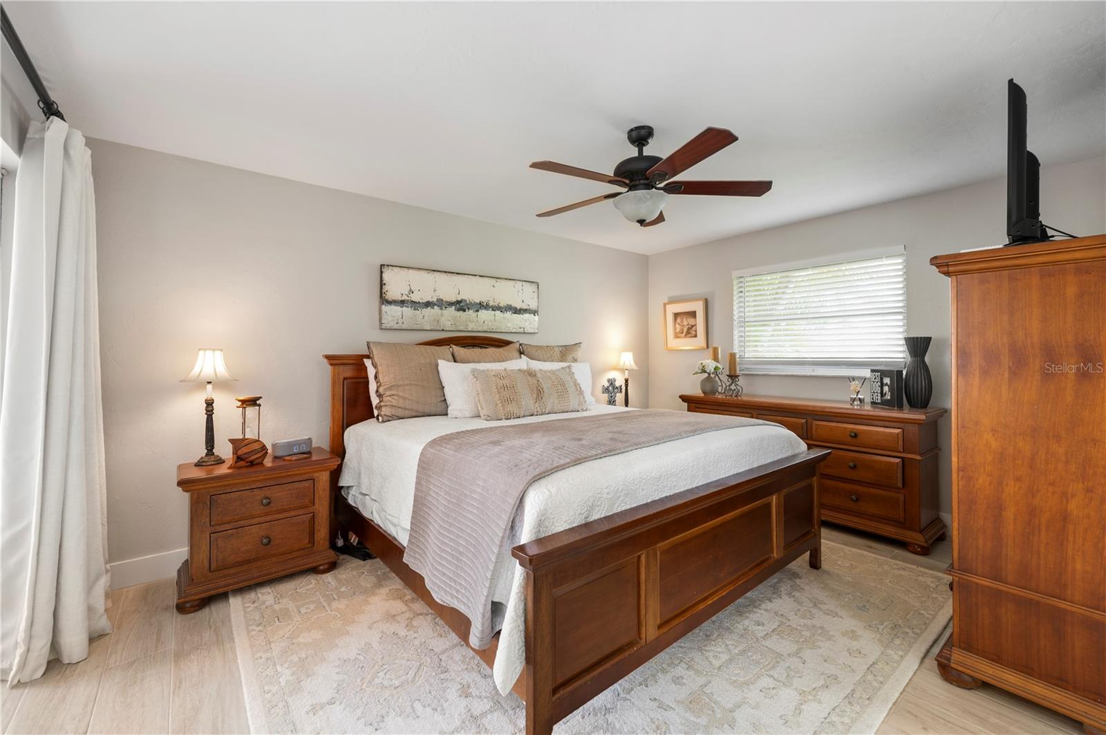 Image 28 of 67 For 2219 El Cerito Court