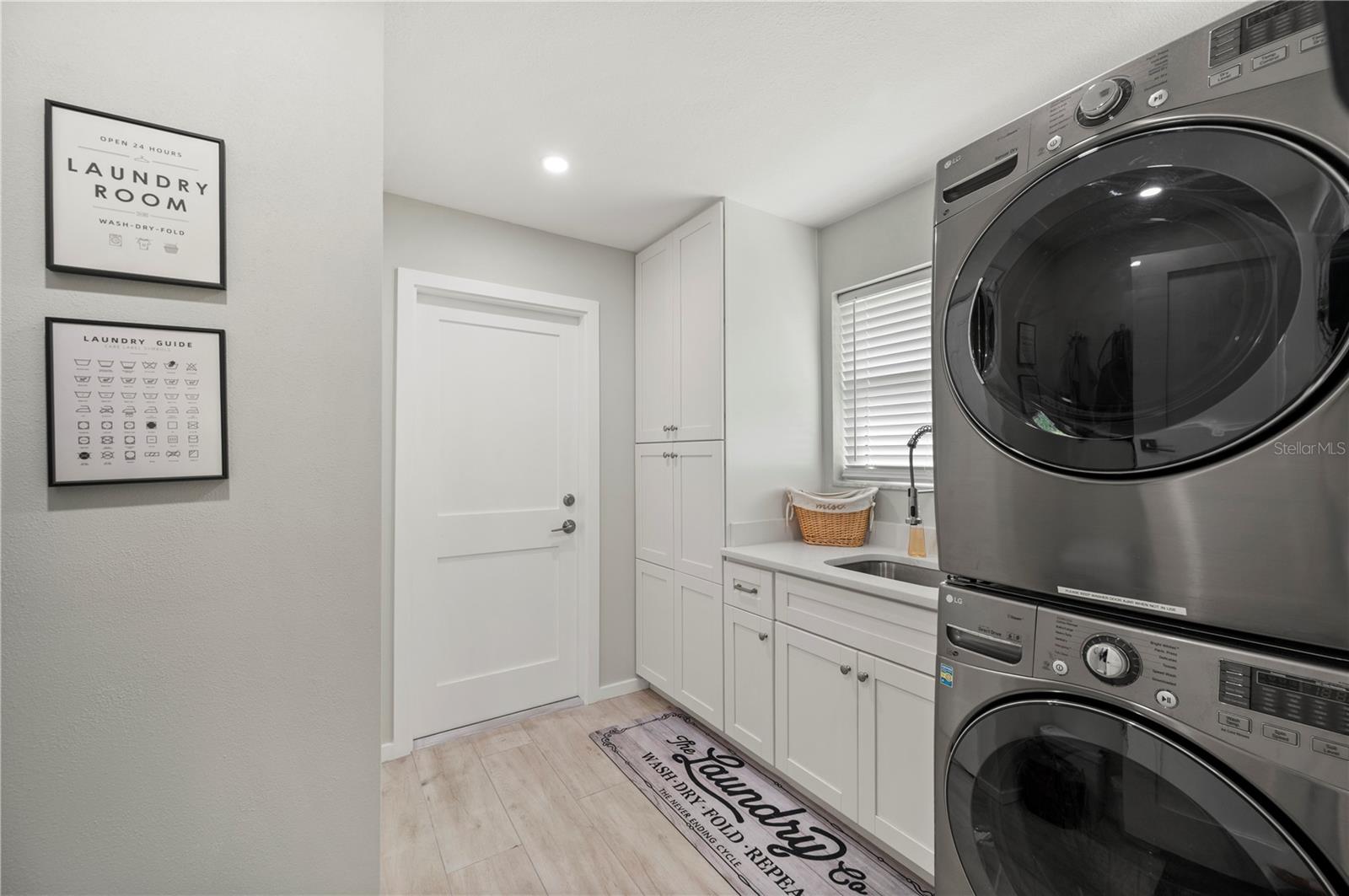 Image 39 of 67 For 2219 El Cerito Court