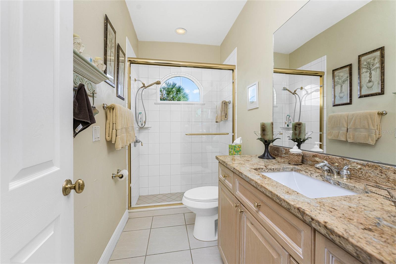 Image 35 of 63 For 17324 Vogue Court