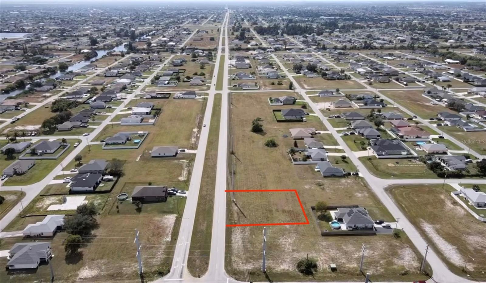 Image 5 of 8 For 2304 Santa Barbara Boulevard N