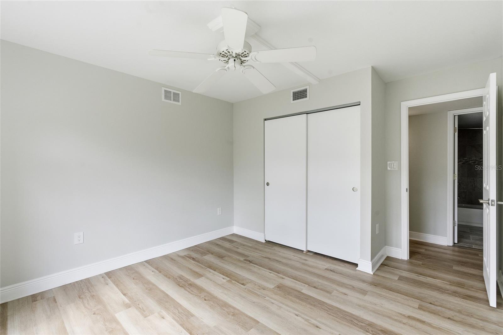 Image 20 of 32 For 21267 Gertrude Avenue 109