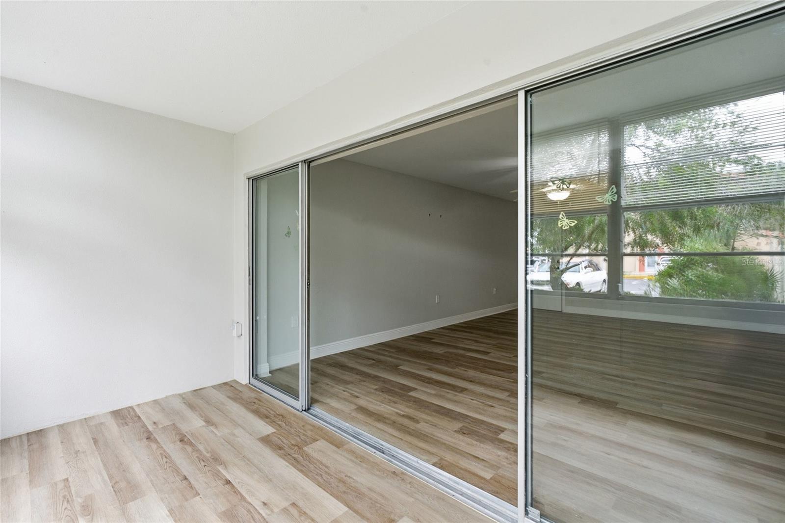 Image 25 of 32 For 21267 Gertrude Avenue 109