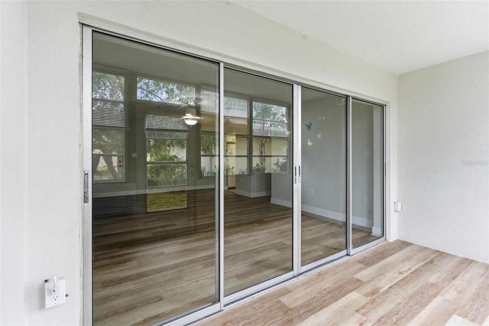 Image 26 of 32 For 21267 Gertrude Avenue 109