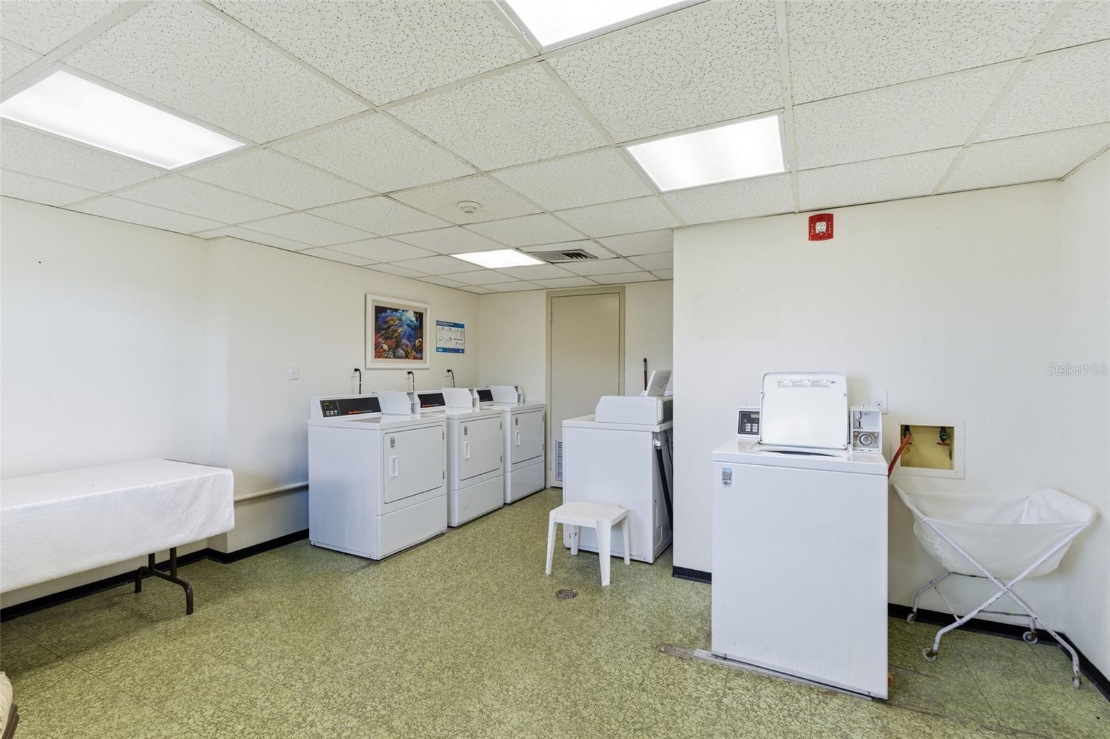 Image 31 of 32 For 21267 Gertrude Avenue 109