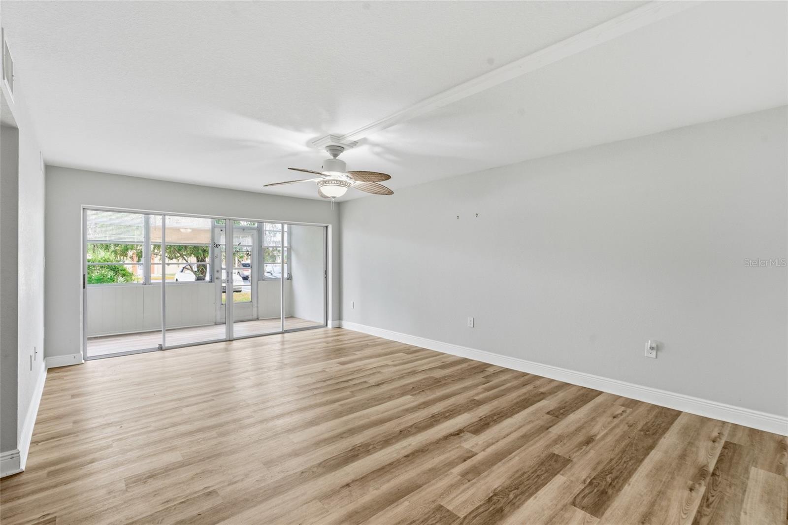 Image 6 of 32 For 21267 Gertrude Avenue 109