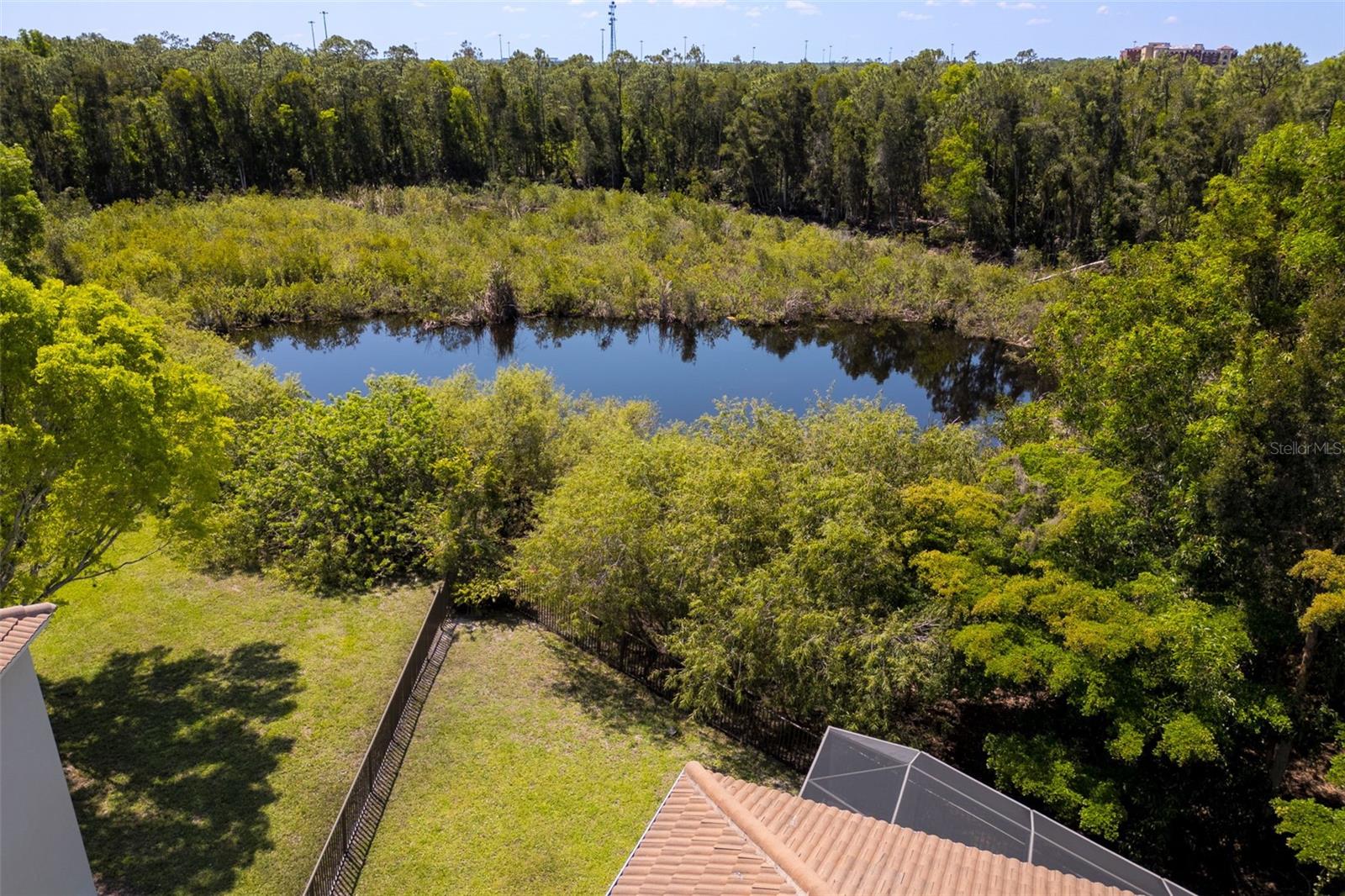 Listing photo id 44 for 10261 Silver Palm Drive