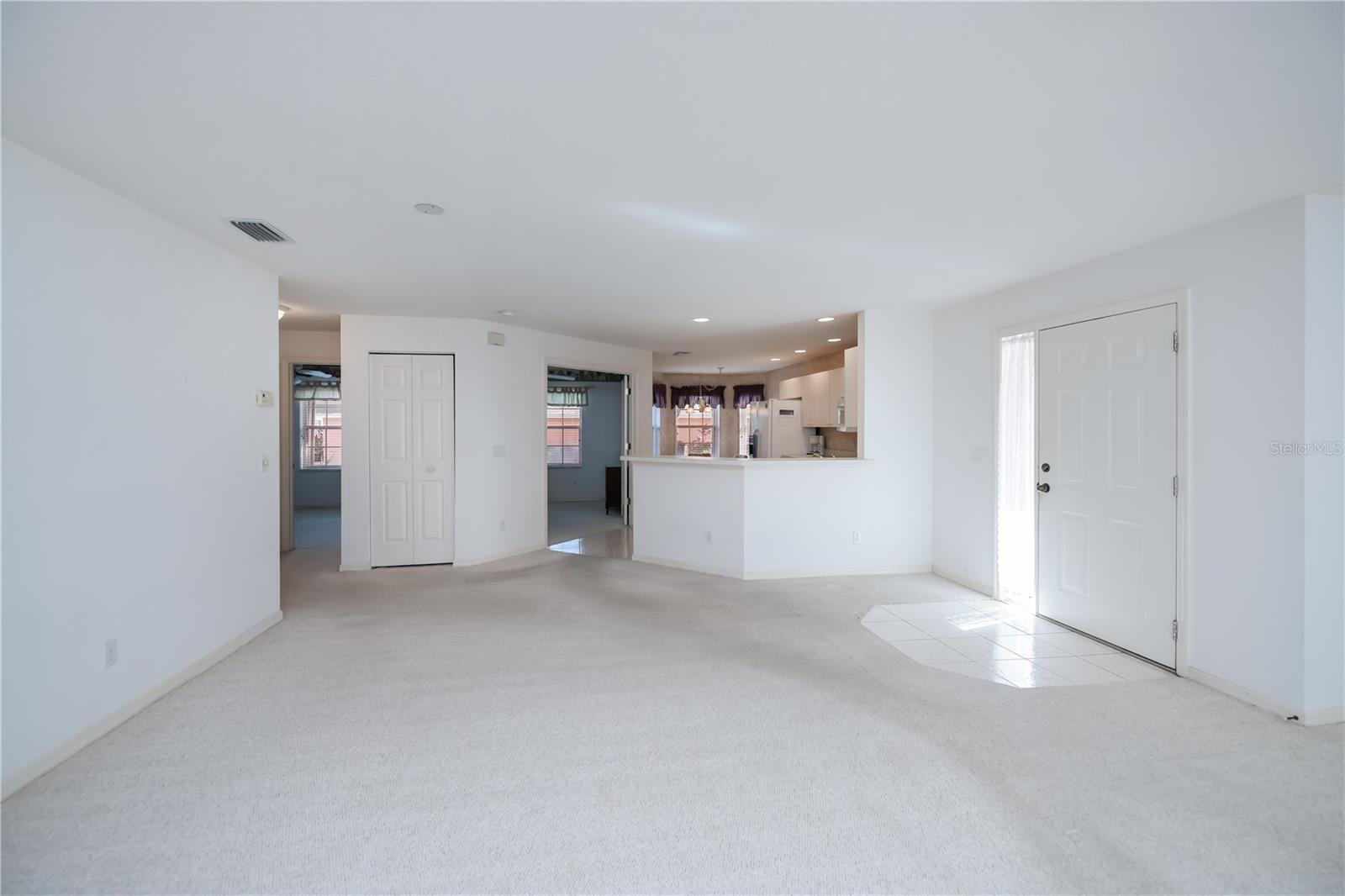 Image 22 of 87 For 19310 Water Oak Drive 101