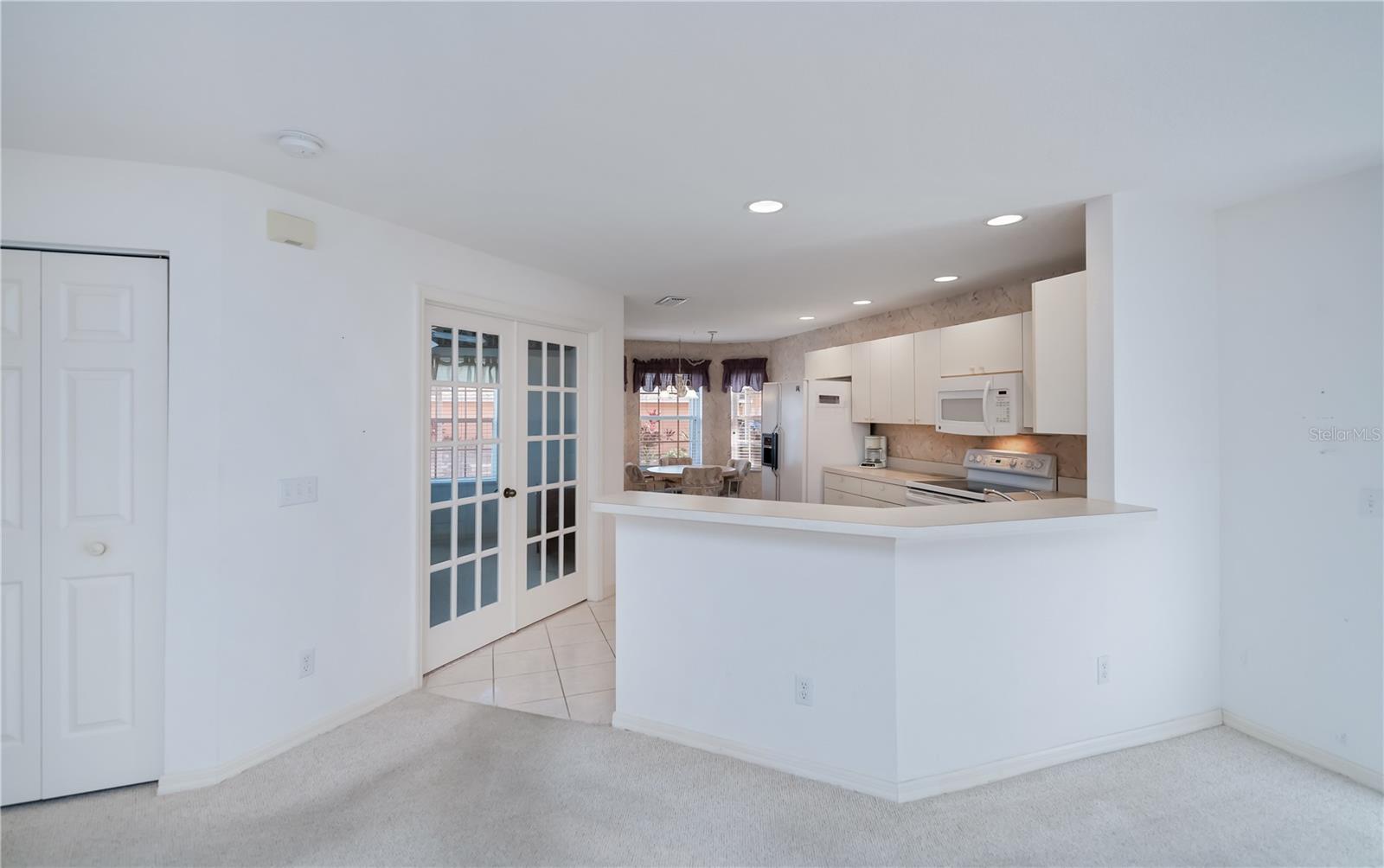 Image 24 of 87 For 19310 Water Oak Drive 101