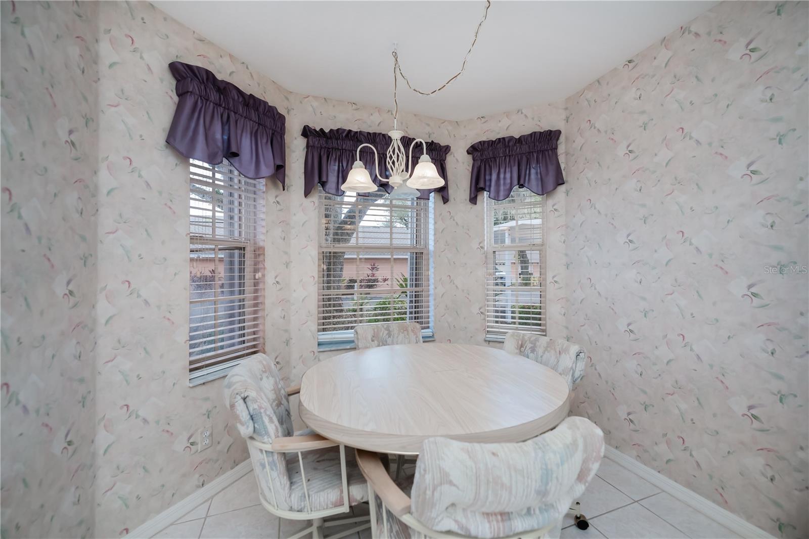 Image 30 of 87 For 19310 Water Oak Drive 101