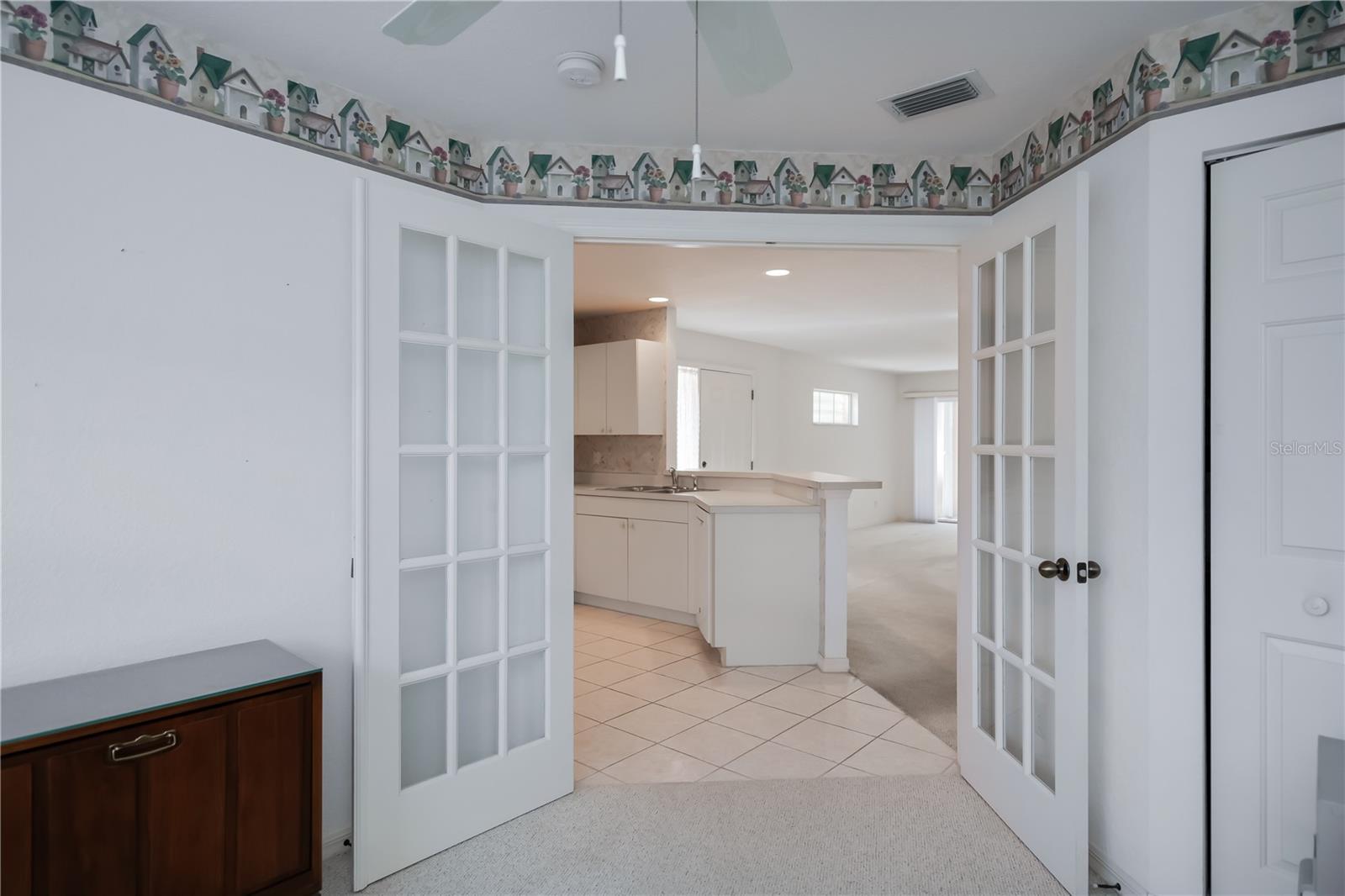 Image 34 of 87 For 19310 Water Oak Drive 101