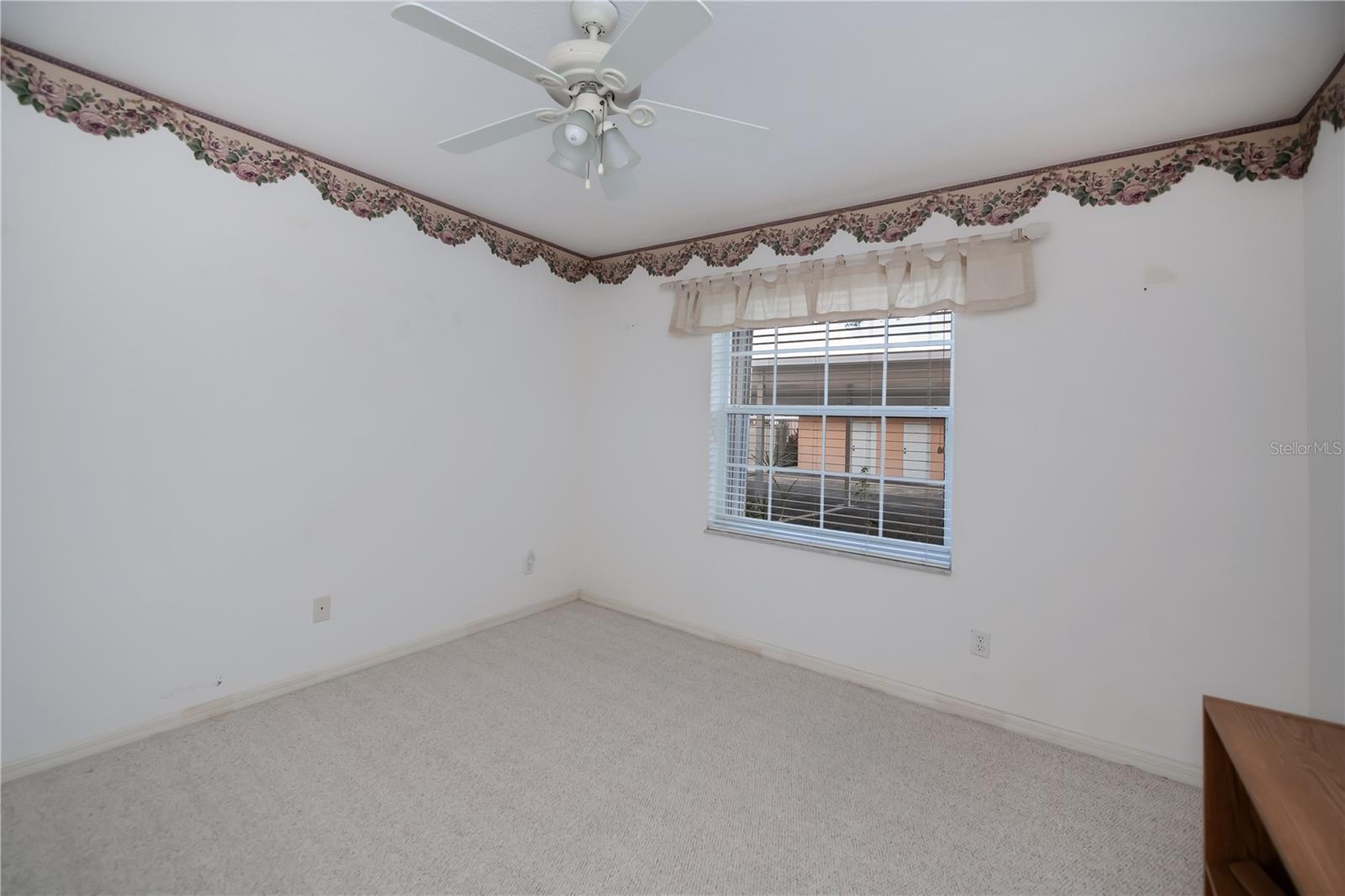 Image 43 of 87 For 19310 Water Oak Drive 101