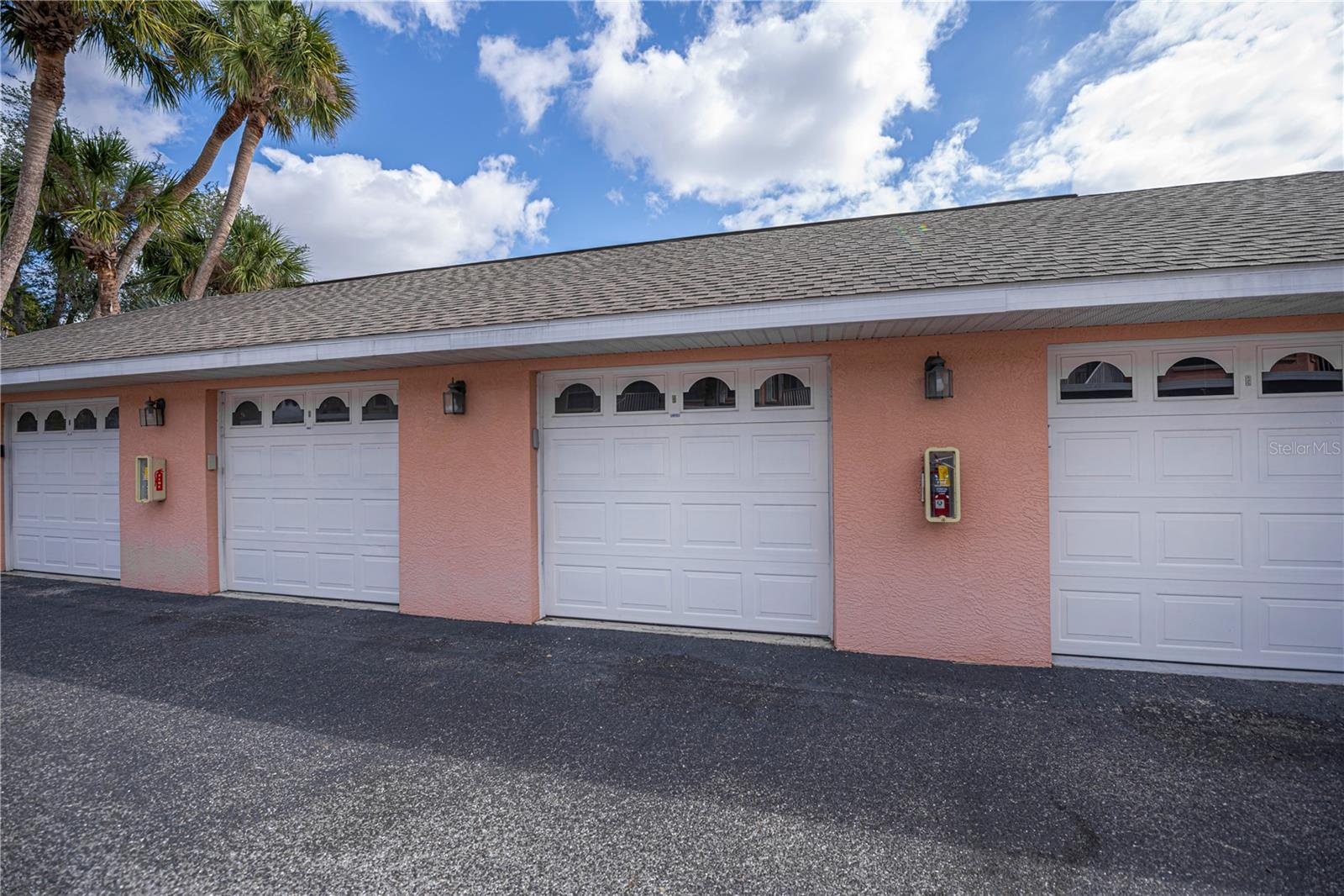 Image 56 of 87 For 19310 Water Oak Drive 101