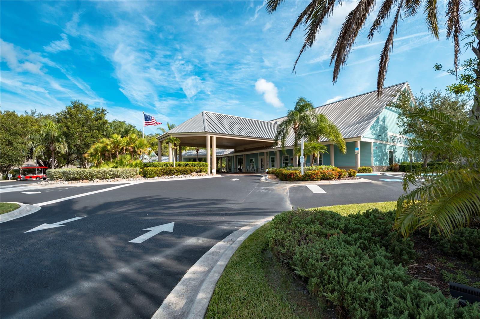 Image 61 of 87 For 19310 Water Oak Drive 101