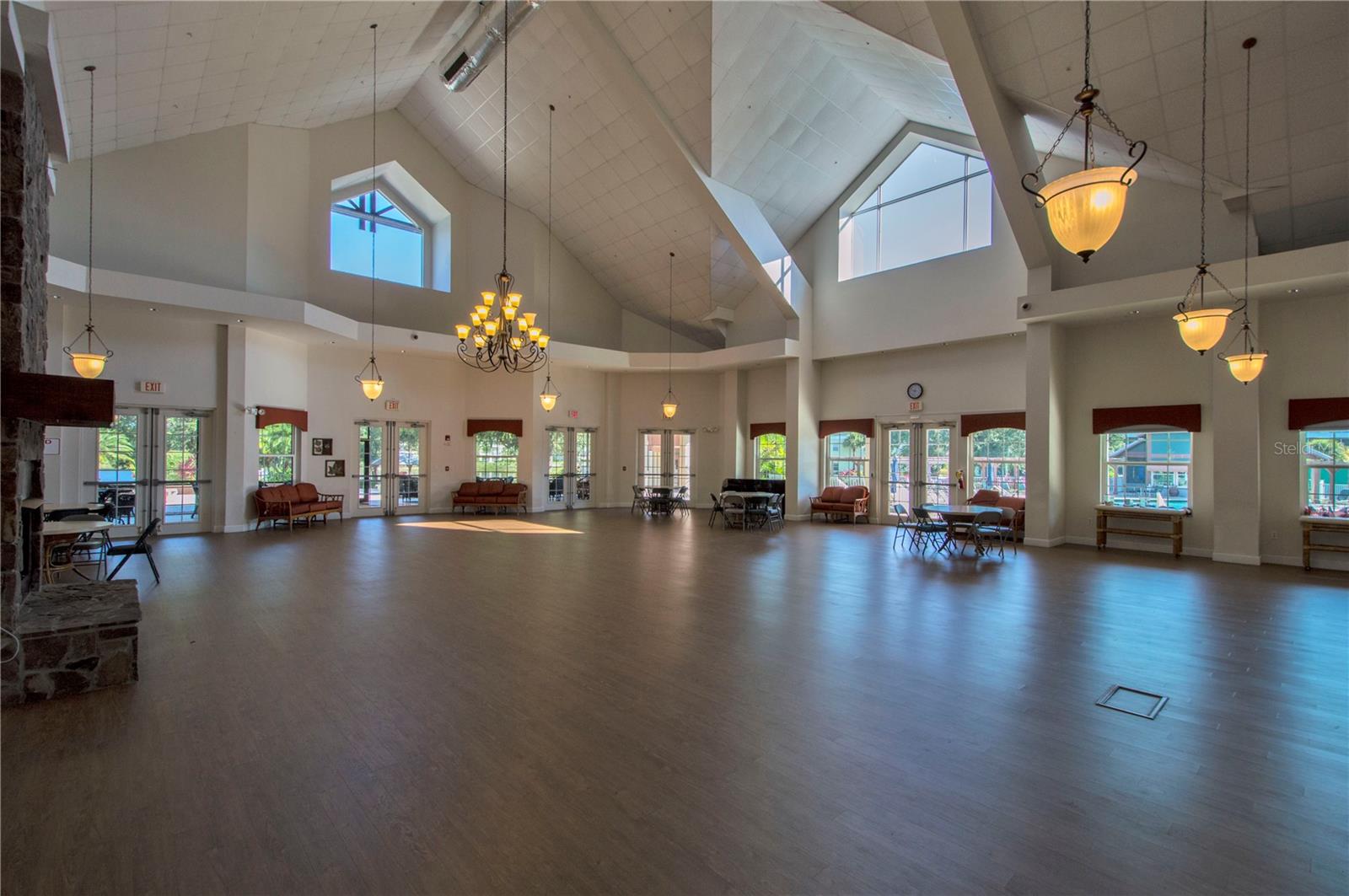 Image 66 of 87 For 19310 Water Oak Drive 101