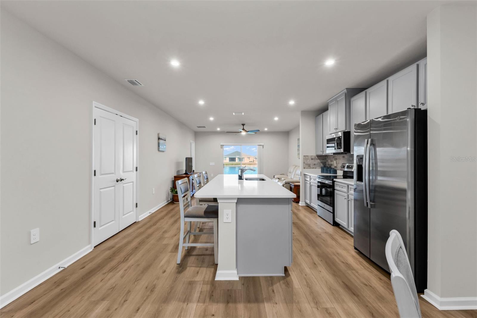 Image 21 of 54 For 1969 Palms Drive