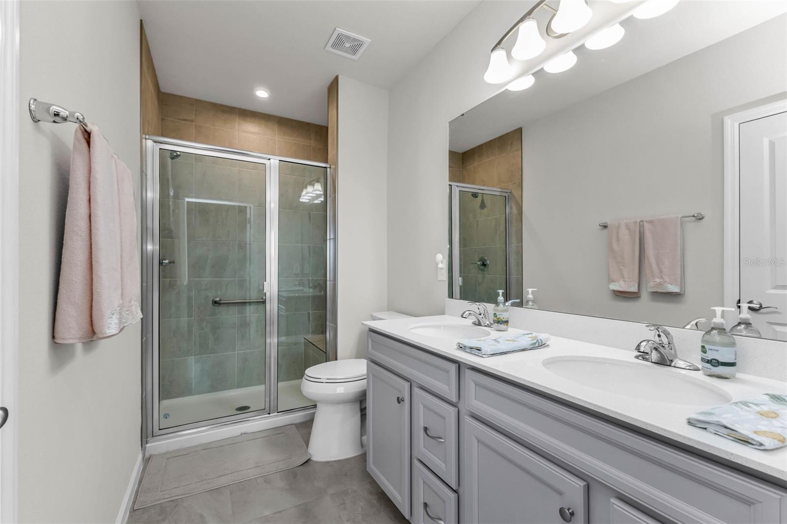 Image 35 of 54 For 1969 Palms Drive