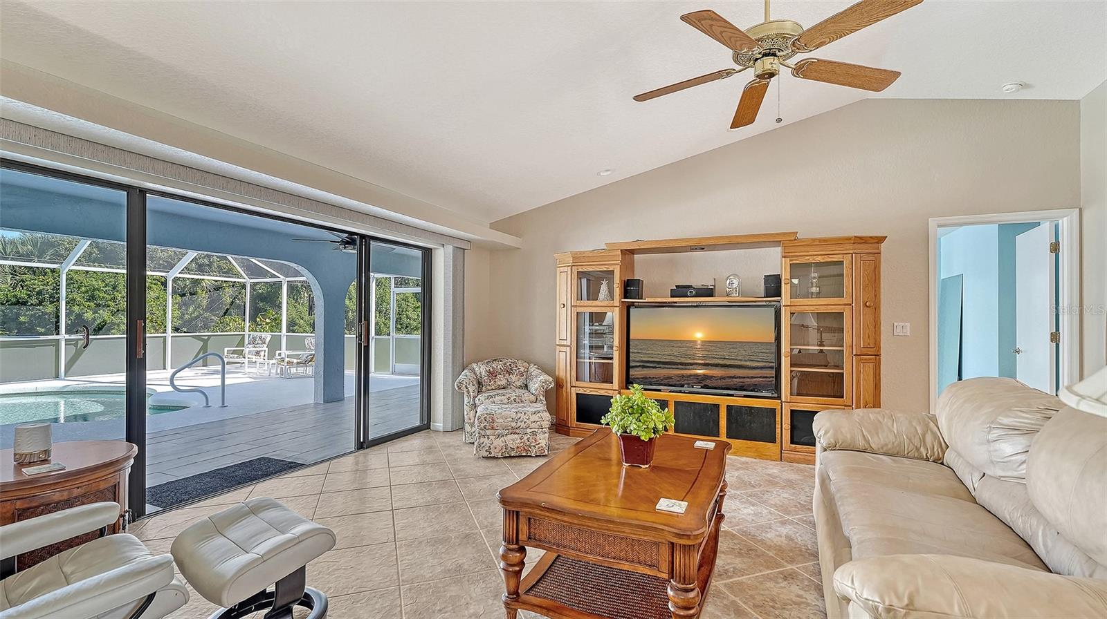 Image 11 of 60 For 21482 Beaverton Avenue