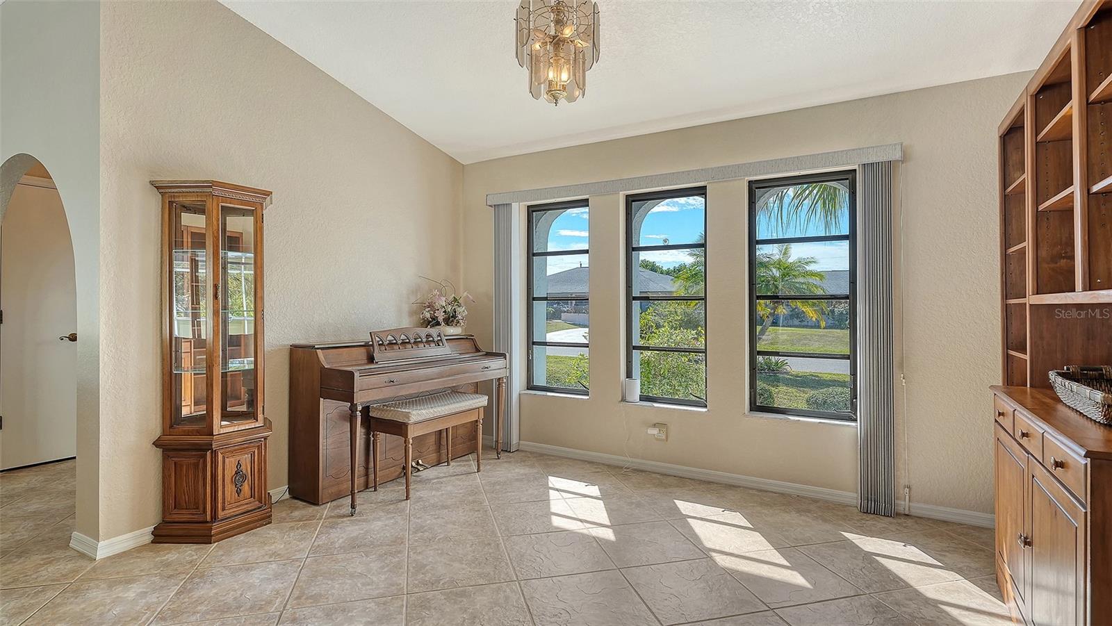 Image 13 of 60 For 21482 Beaverton Avenue