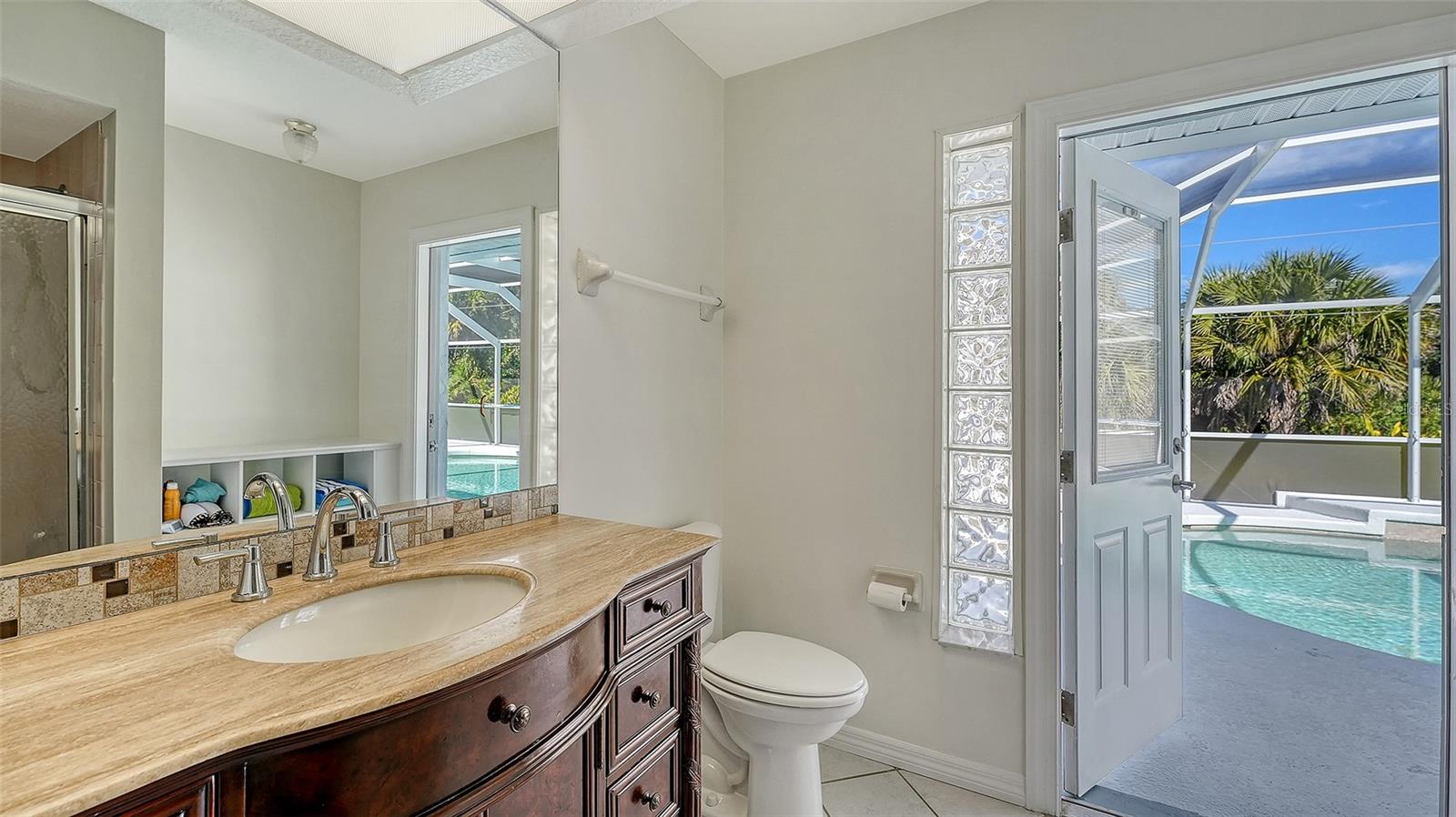 Image 34 of 60 For 21482 Beaverton Avenue