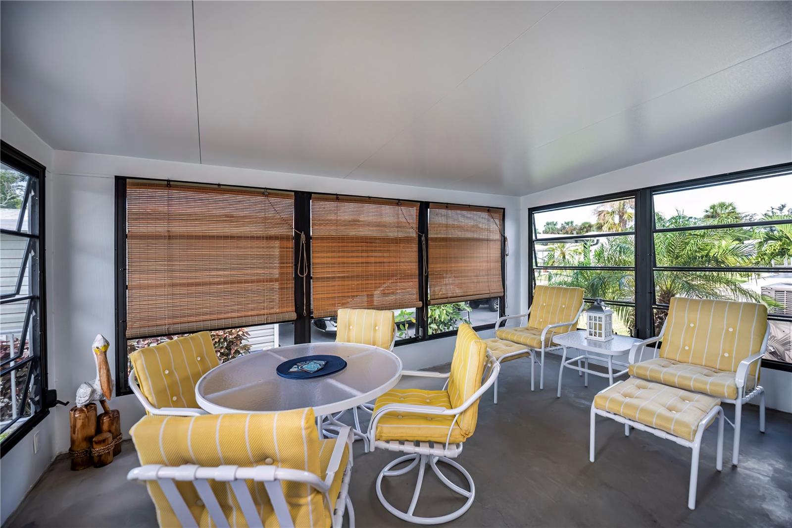 Image 44 of 69 For 749 Watersedge Street